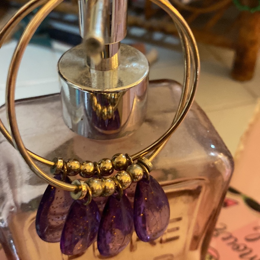 Sexy vibe ear rings